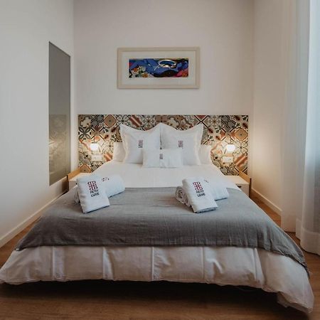 Petit Luxe Volta Bed & Breakfast Terrassa Exterior photo