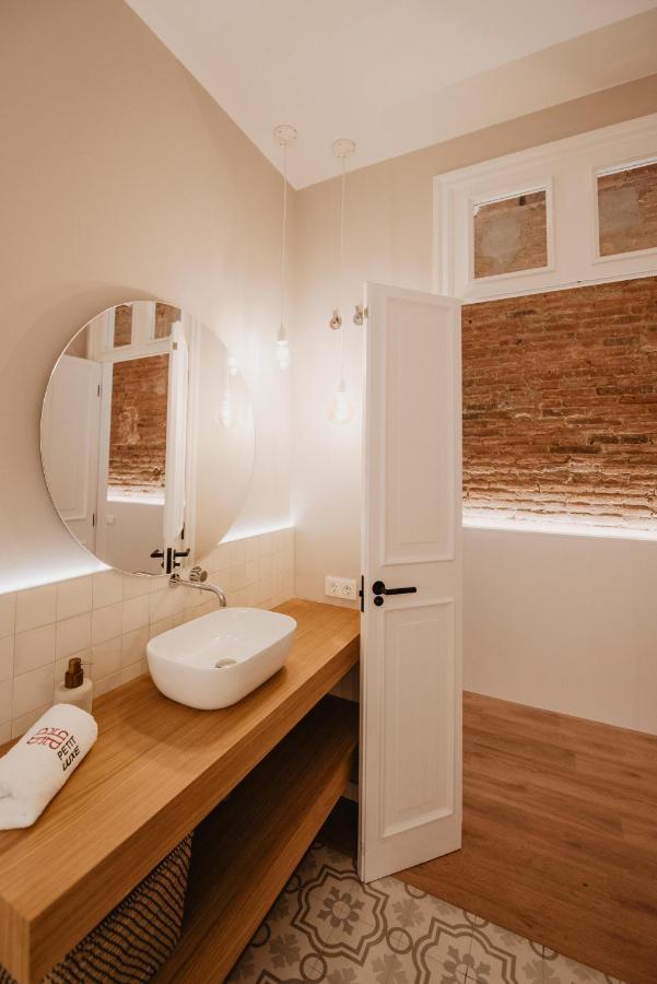 Petit Luxe Volta Bed & Breakfast Terrassa Exterior photo